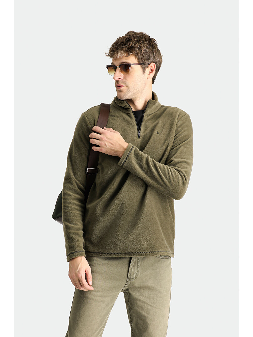 Haki Yarım Fermuarlı Nakışlı Polar Sweatshirt-1