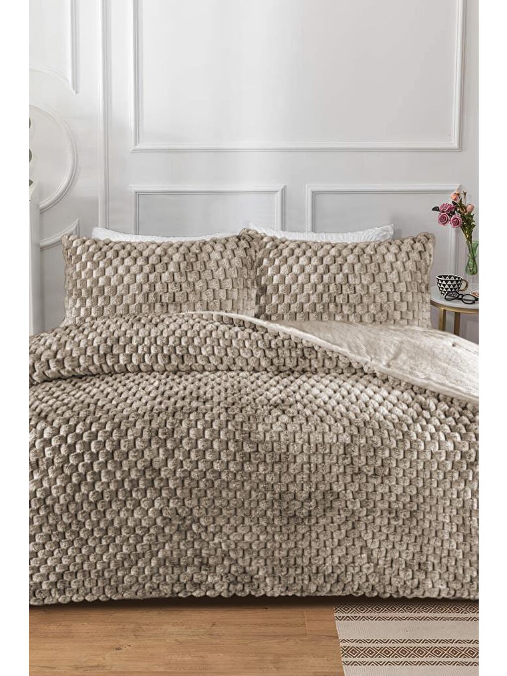 Winter Tale Tavşan Tüyü Çift Kişilik Yorgan Seti 220x240 Cm Bej