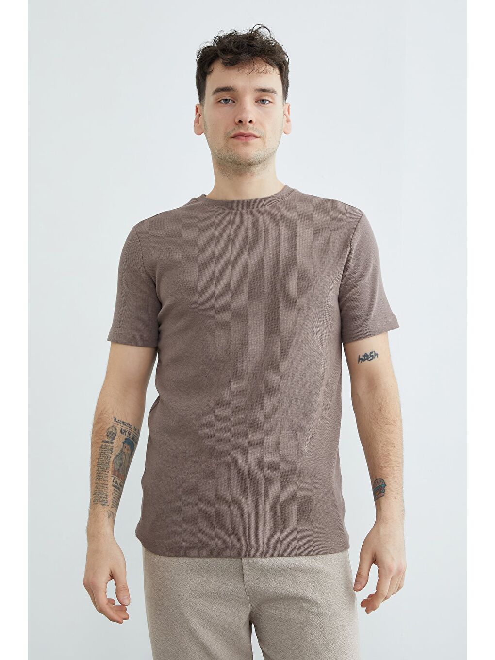 Kahverengi Basic Fitilli Bisiklet Yaka Tişört-2