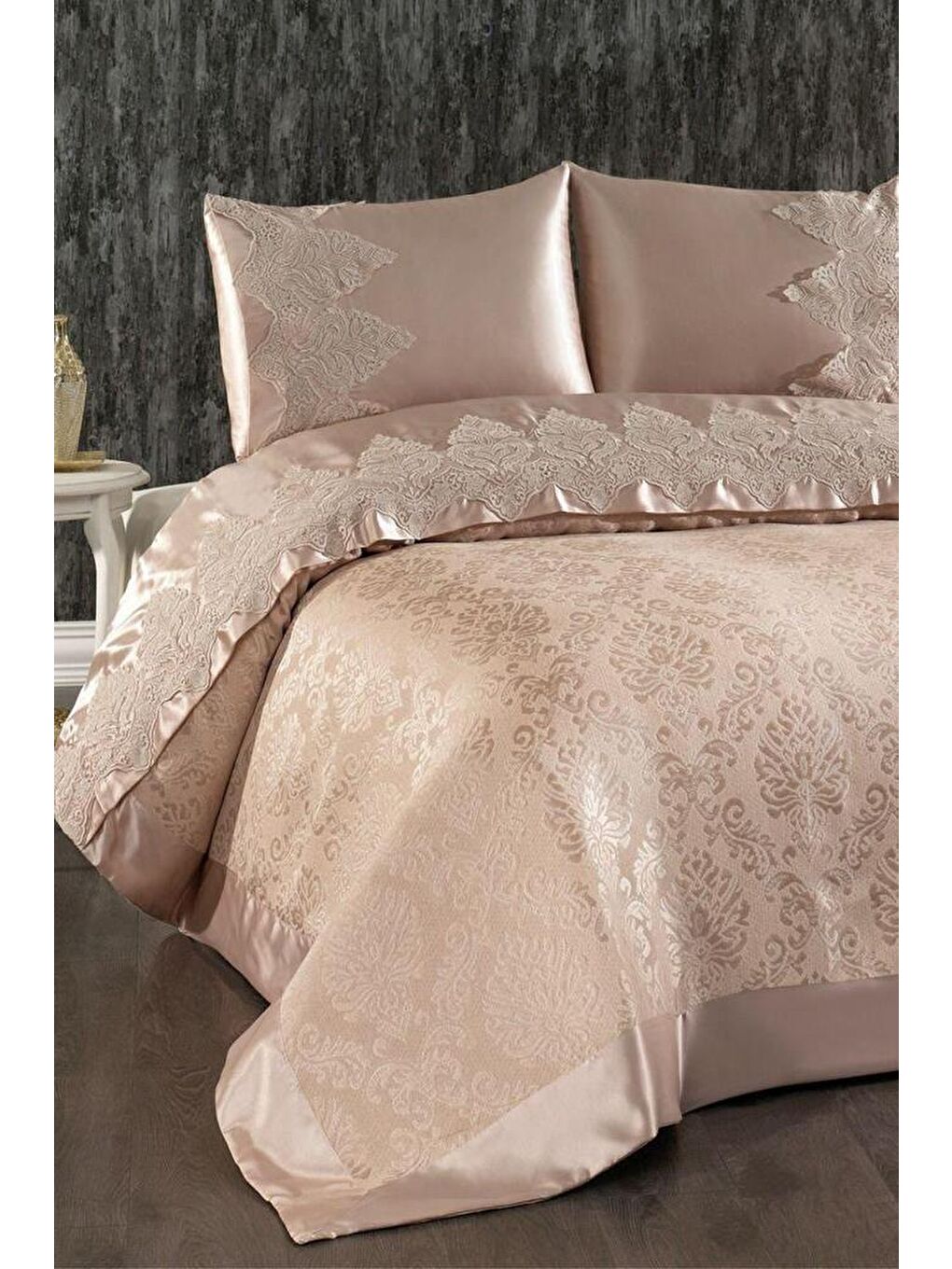 Çeyizdiyarı Fransız Güpürlü Lisbon Pike Takımı Bej