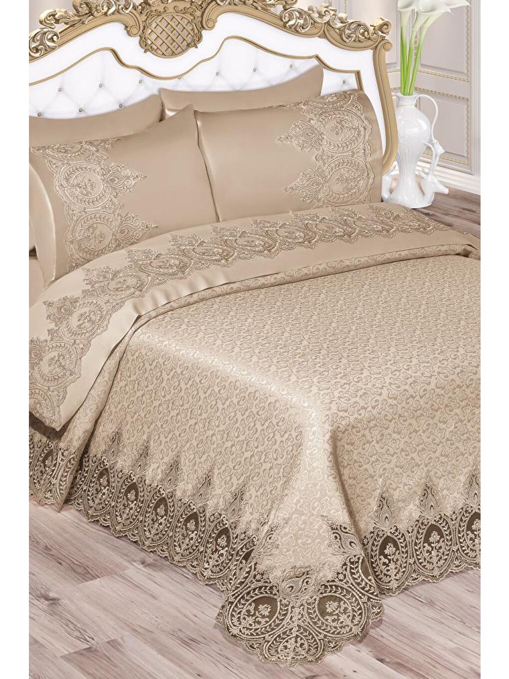 İlayda Fransız Güpürlü Brokar Pike Takımı Bej