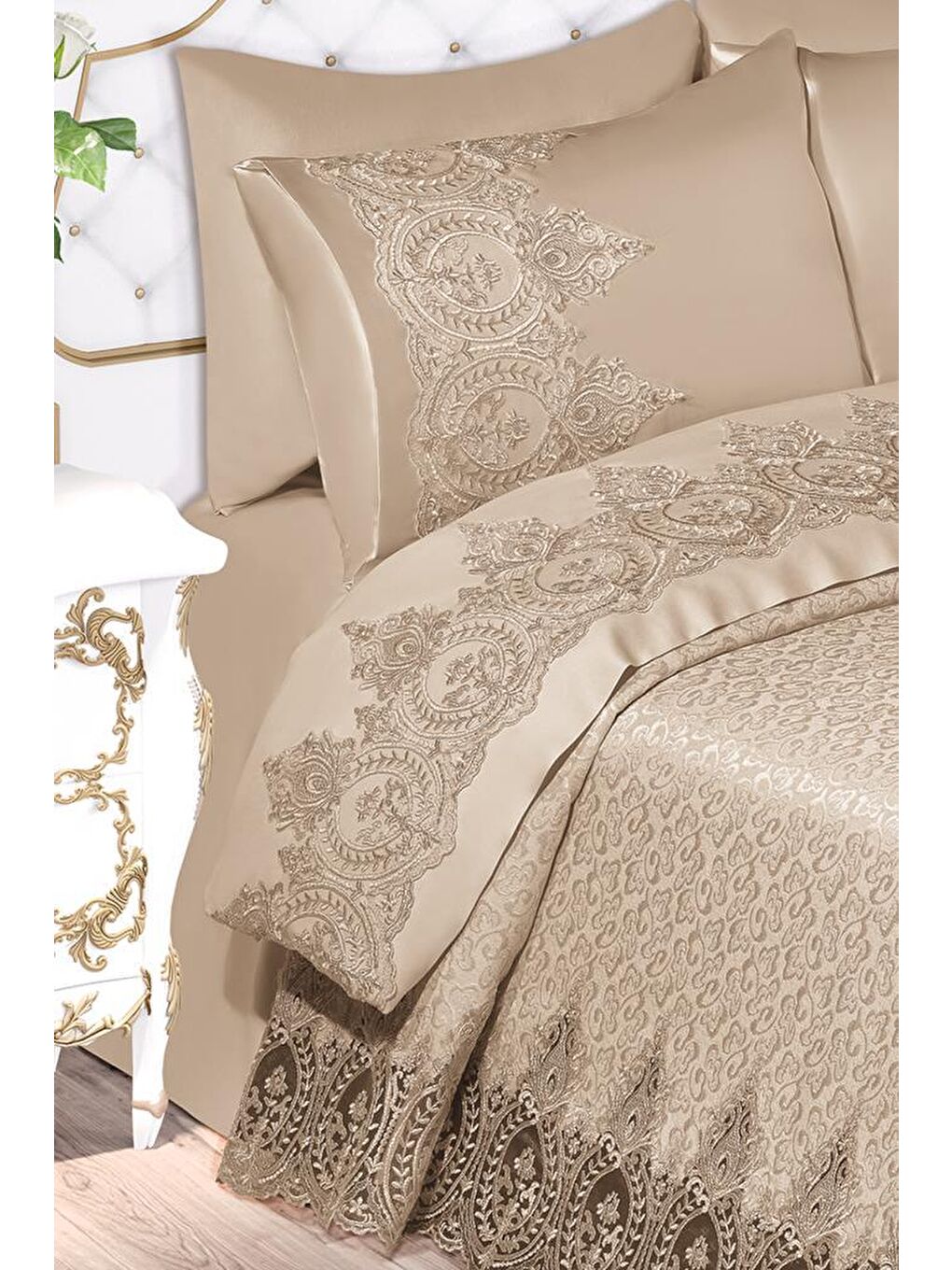 İlayda Fransız Güpürlü Brokar Pike Takımı Bej-1