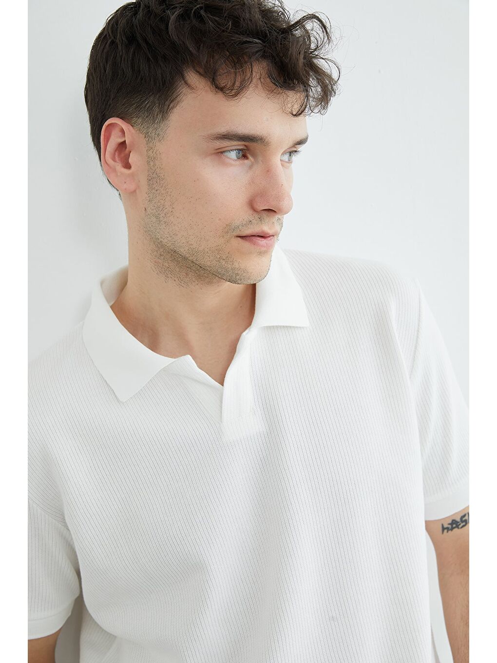 Ekru Fitilli Polo Yaka Triko Tişört-2