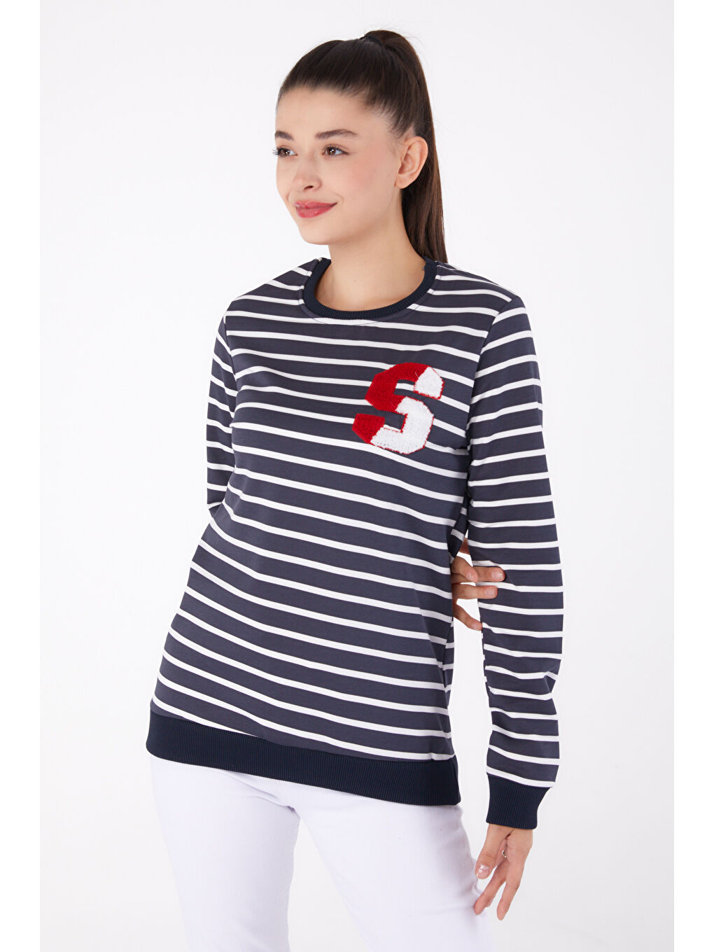 TOFİSA Düz Bisiklet Yaka Kadın Antrasit Nakışlı Sweatshirt - 26286