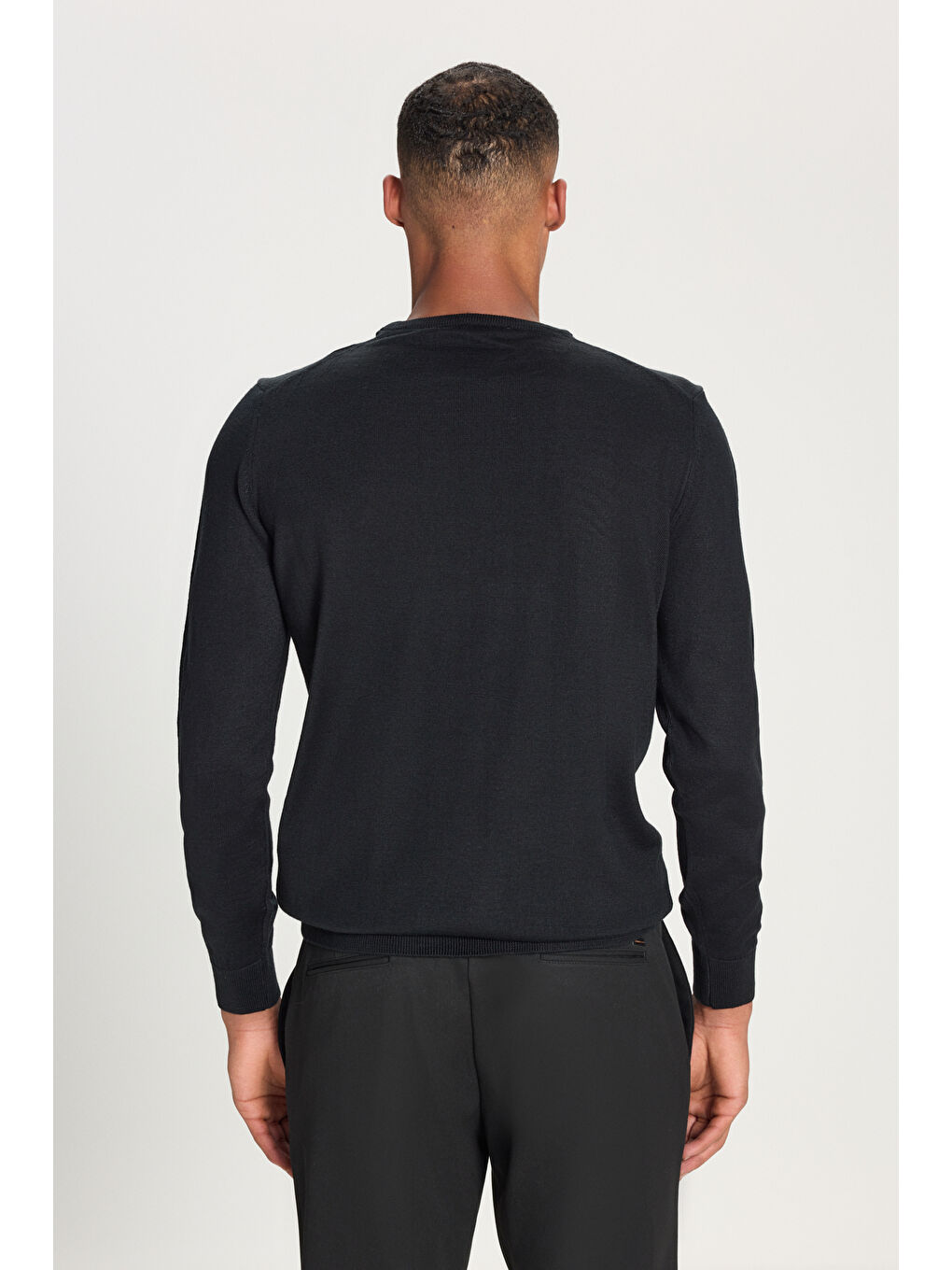 Erkek Siyah Standart Fit Normal Kesim Bisiklet Yaka Triko Kazak-4