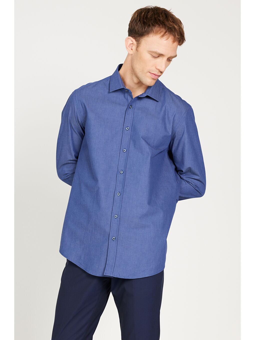 Erkek Lacivert-Mavi Slim Fit Dar Kesim Klasik Yaka %100 Pamuk Armürlü Gömlek-2