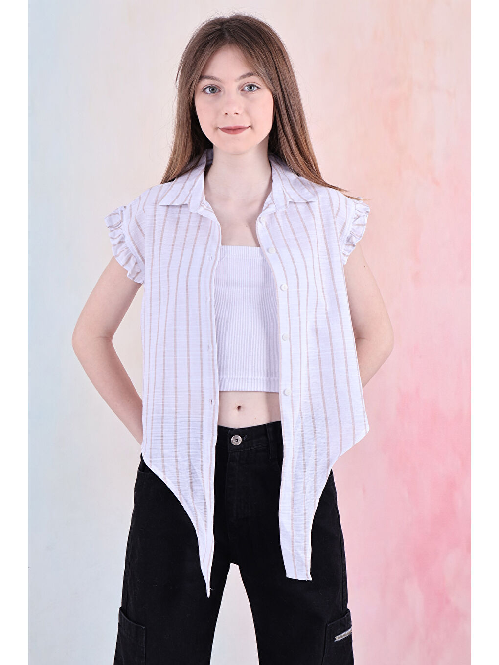 Kahverengi Kız Çocuk Kolları Fırfırlı ve Bel Bağlama Detaylı Crop Gömlek 6-14 Yaş 12252-1