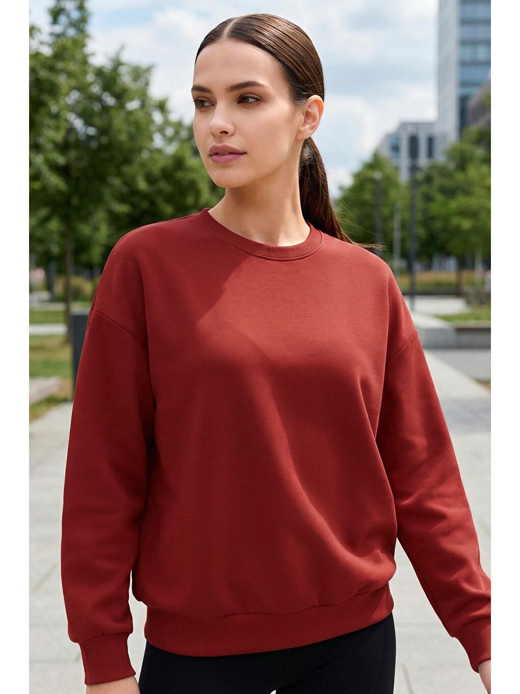 Kırmızı Fiesta Basic O Yaka Oversize Kadın Sweatshirt - 97053-2