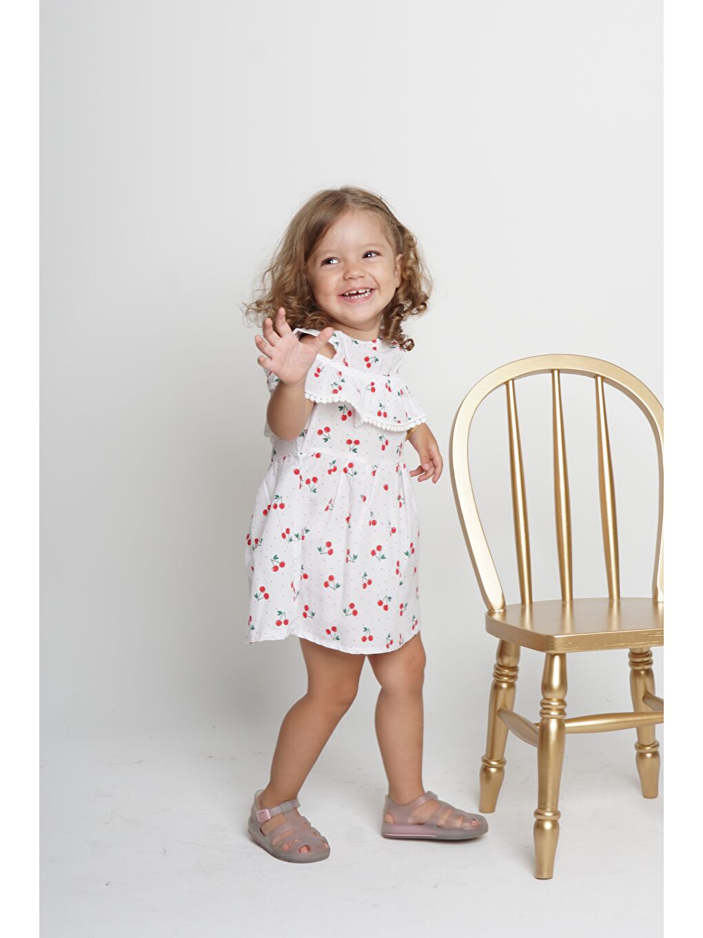 Beyaz Meyve Baskılı Pamuklu Terikoton Kol Fisto Detay Kız Çocuk Yazlık Elbise MNK0406-9