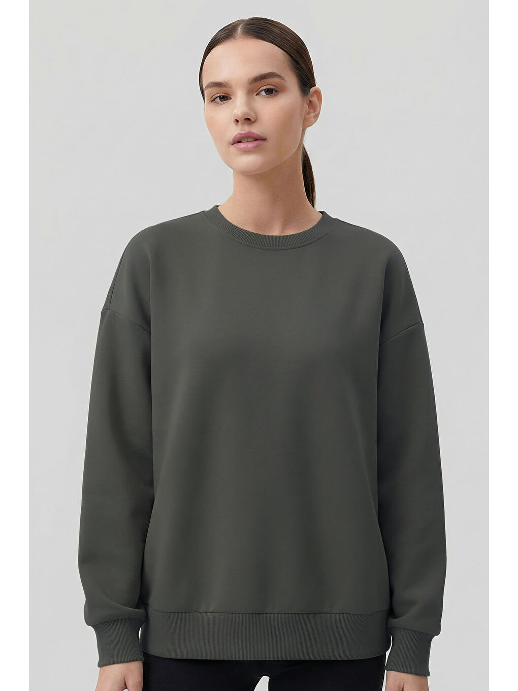 Haki Basic O Yaka Oversize Kadın Sweatshirt - 97053-2