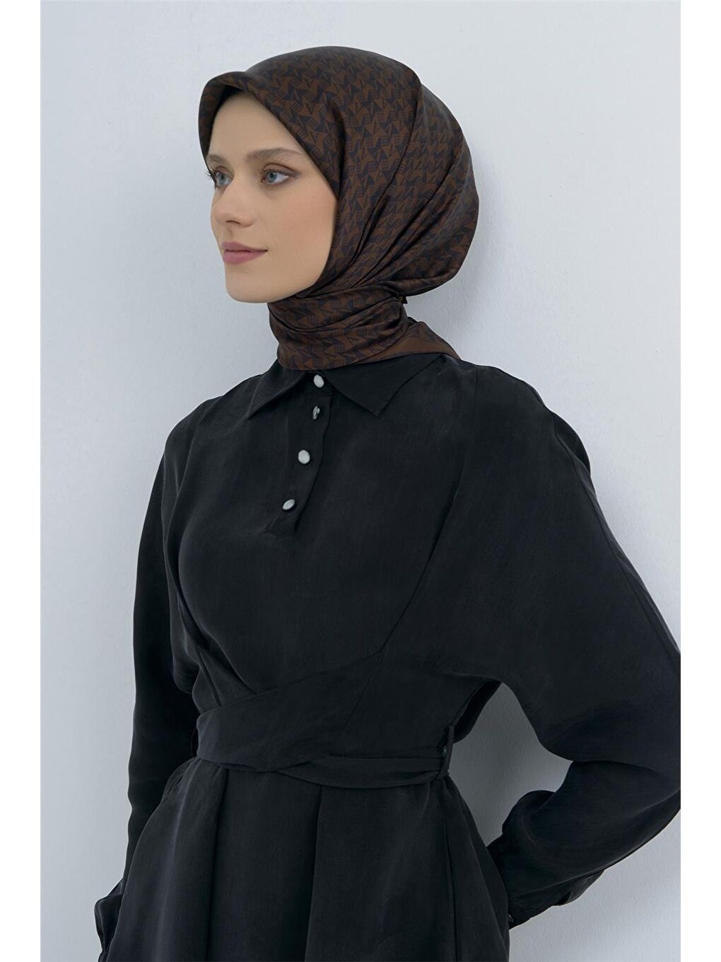 Kahverengi Saf İpek Twill Eşarp 9556D 88