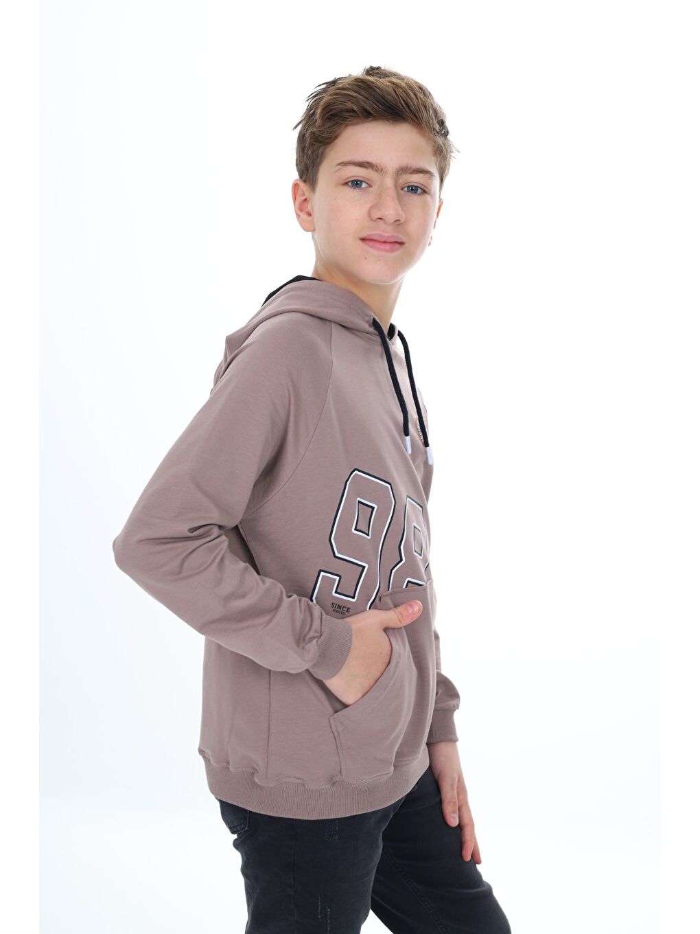 Kahverengi Erkek Çocuk Relax Fit Kapüşonlu Cepli Hafif Düşük Omuz Baskılı Sweatshirt-1