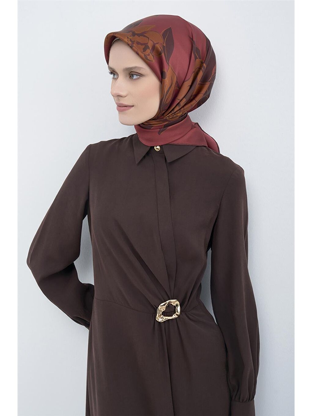 Kahverengi Saf İpek Sura Eşarp 9509D 61