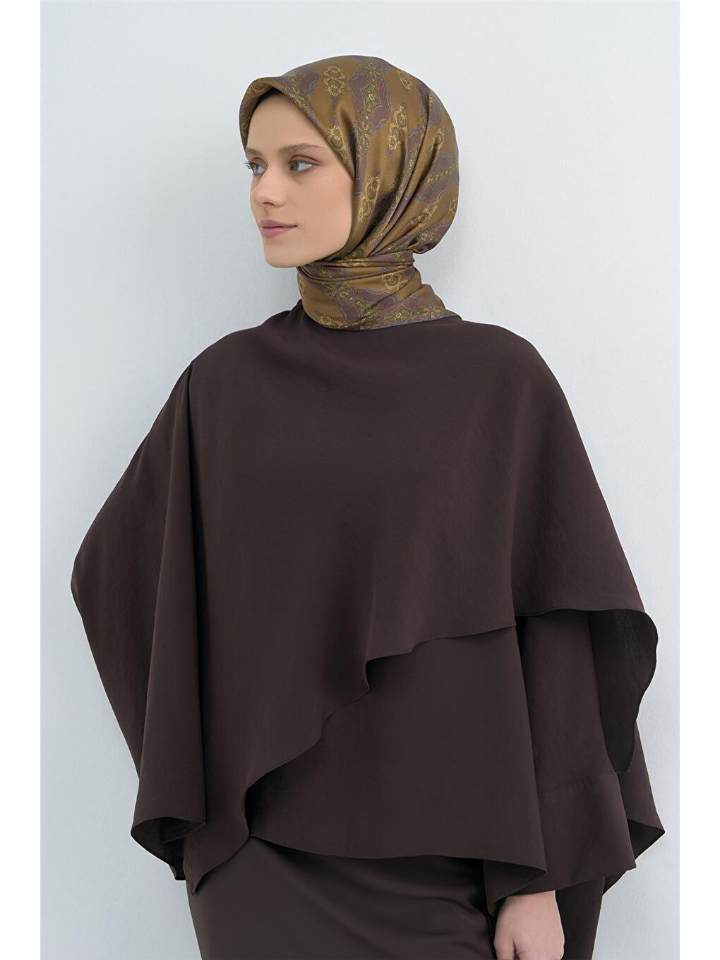 Kahverengi Saf İpek Sura Eşarp 9522D 07-1