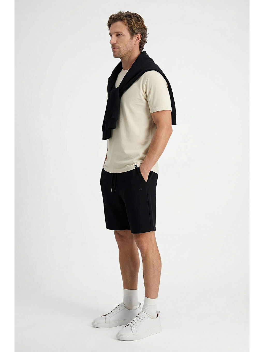 Siyah Beli Lastikli İpli Cepli Penye Kumaş Pamuklu Spor Sweat Şort-1