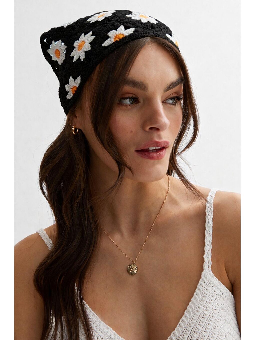 Siyah Missori Papatya Desenli Tığ Örgüsü Bandana-Saç Bandı-1