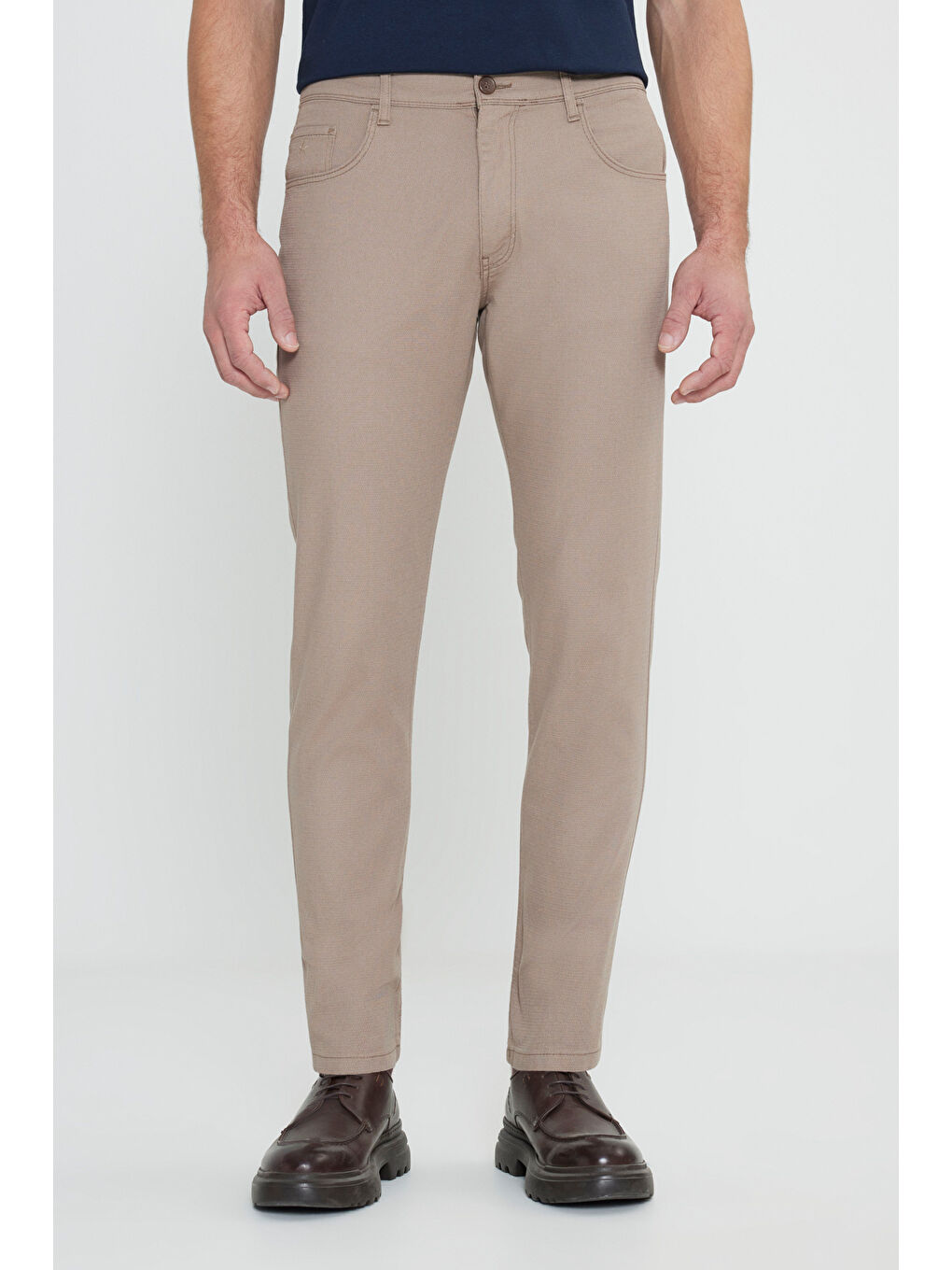 Erkek Koyu Bej Comfort Fit Rahat Kesim Pamuklu Armürlü 5 Cep Greensboro Pantolon-1