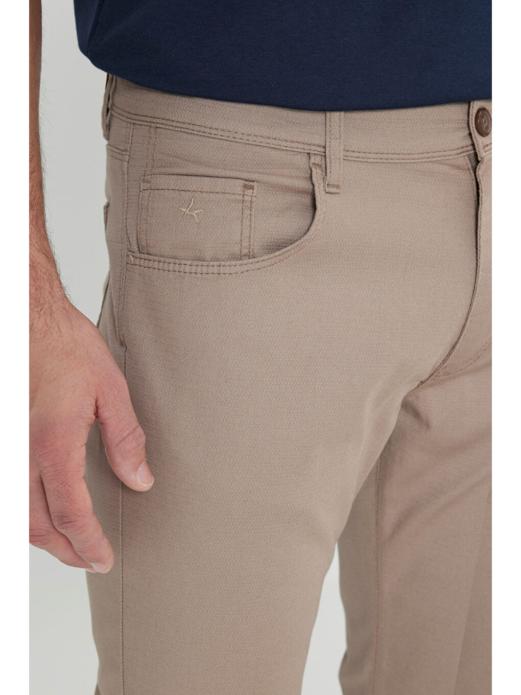 Erkek Koyu Bej Comfort Fit Rahat Kesim Pamuklu Armürlü 5 Cep Greensboro Pantolon-2