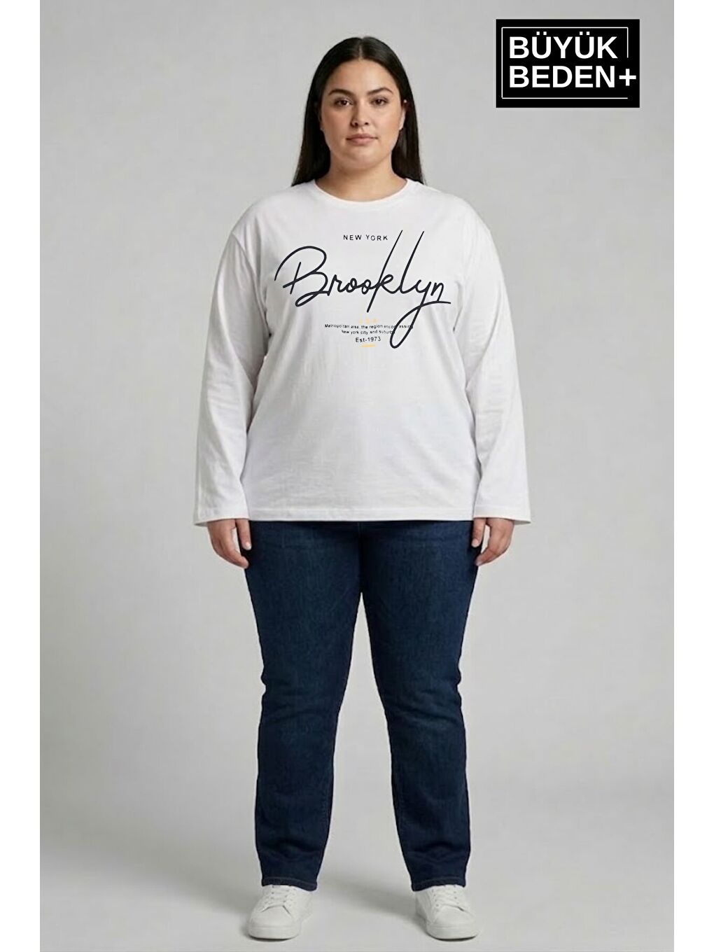 Beyaz Kadın Büyük Beden El Yazılı Brooklyn Baskılı 2 İplik Bisiklet Yaka Tişört SPR26BTSK942-6