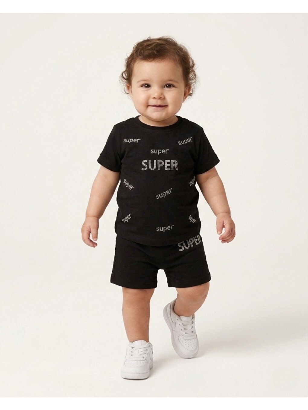 Siyah Kız Çocuk Yazlık Süper Baskılı Şortlu, T-shirtlü 2-3-4-5 Yaş Bebek Takımı