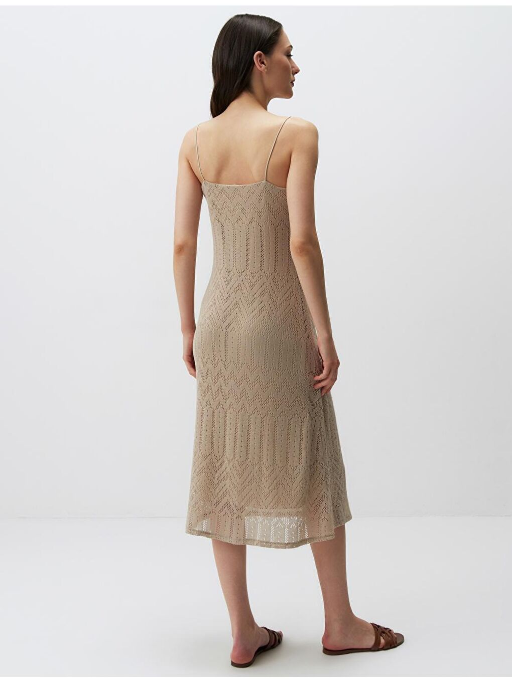 Bej Taş Düz Kesim Askılı V Yaka Örme Elbise-4