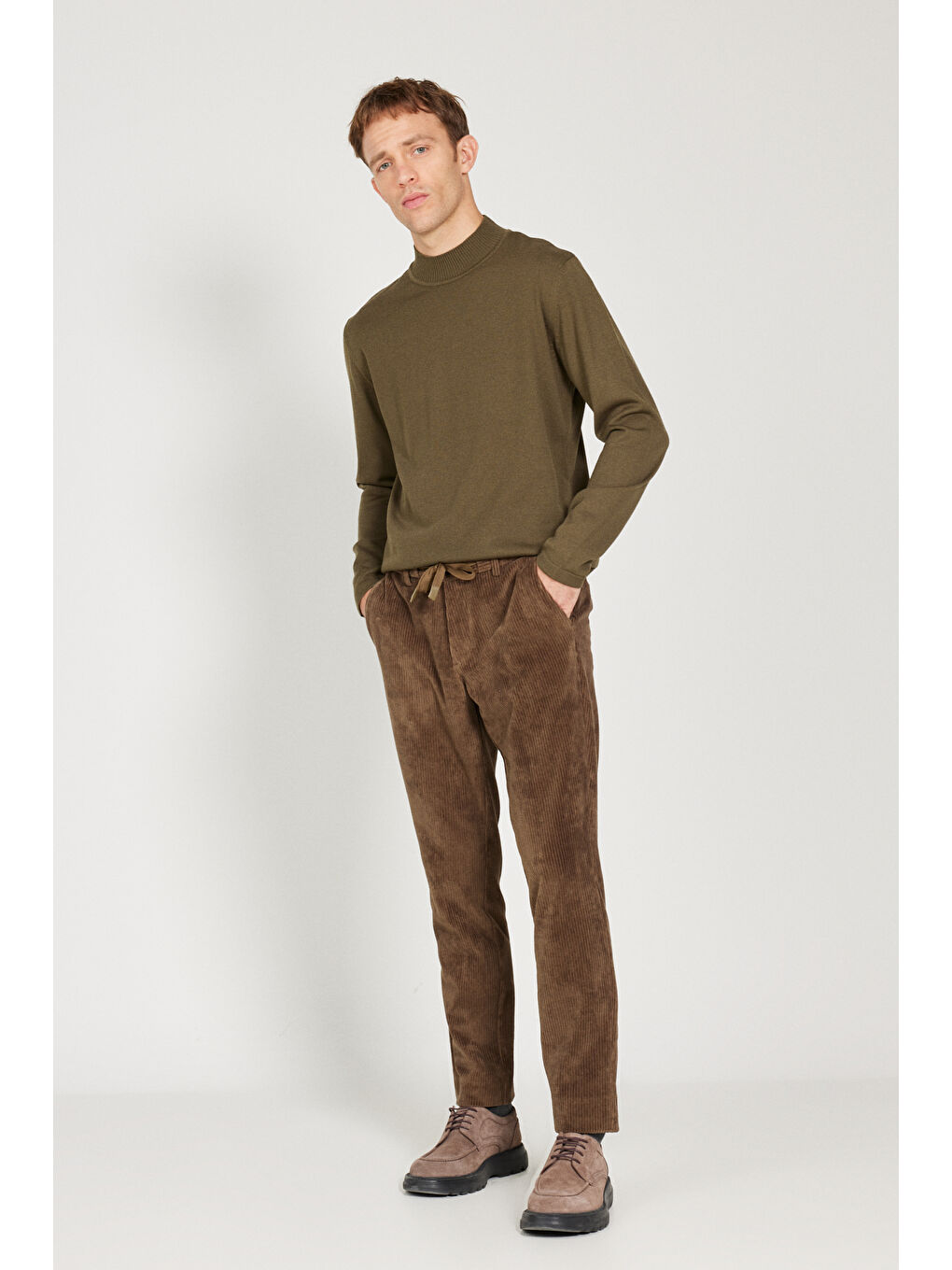 Erkek Haki Slim Fit Dar Kesim Beli Bağlamalı Pantolon