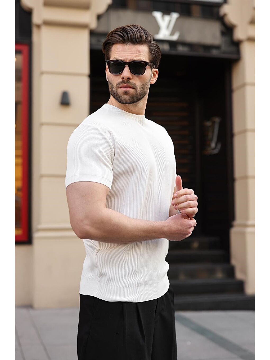 Beyaz Bisiklet Yaka Fitilli Erkek Tişört E7474-4