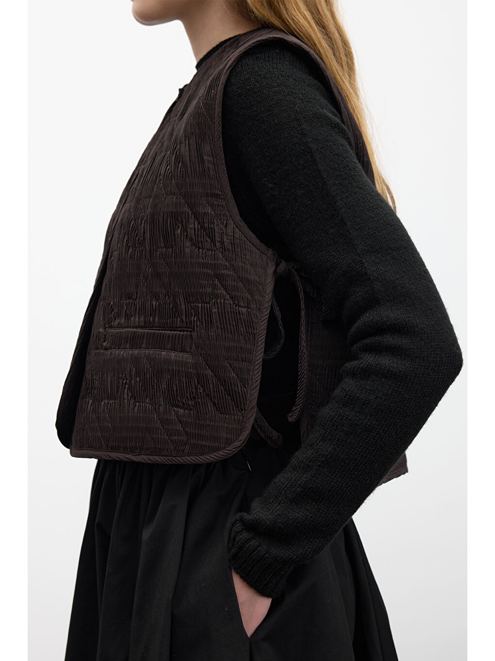 Kahverengi Kapitone Nakışlı Yelek Acı Kahve-4