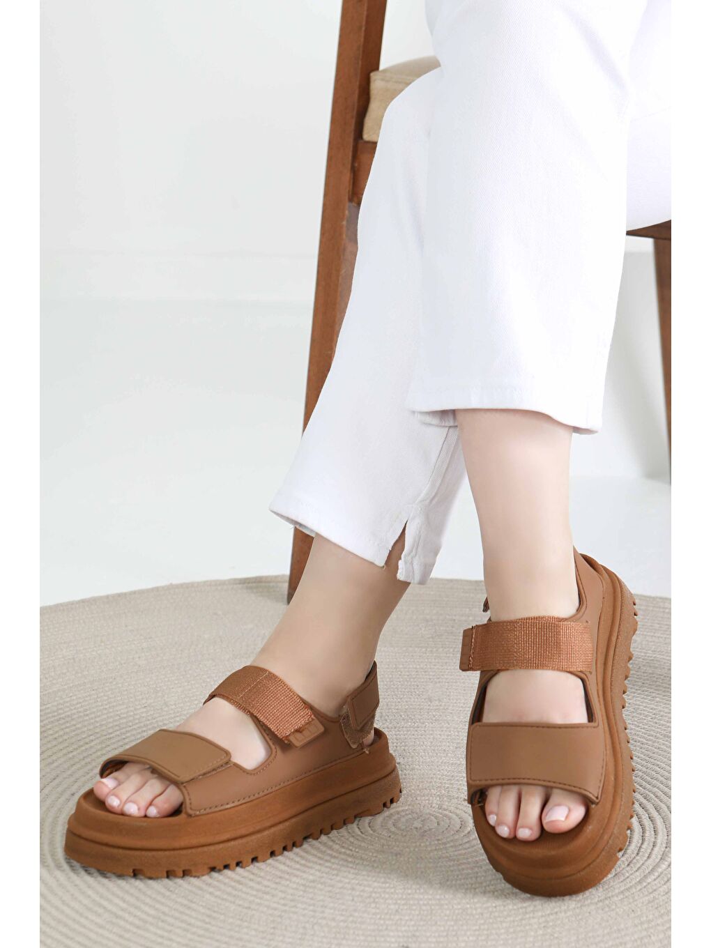 Kahverengi Kadın Taba Cırt Cırtlı Sandalet - 27419-2