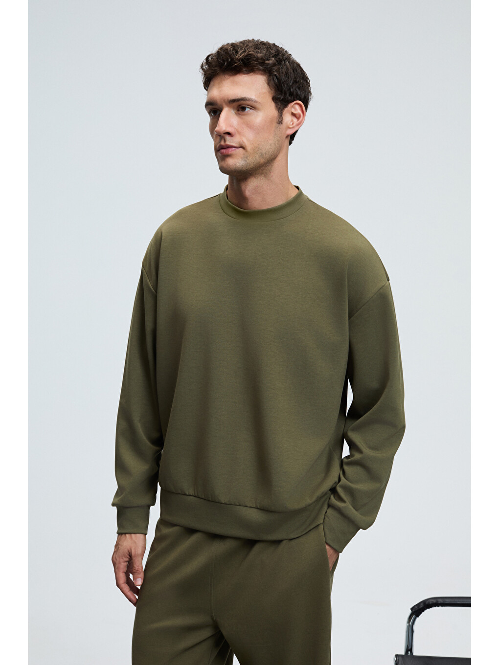 Vıento Erkek Bisiklet Yaka Uzun Kollu Regular Fit Haki Sweatshirt-4