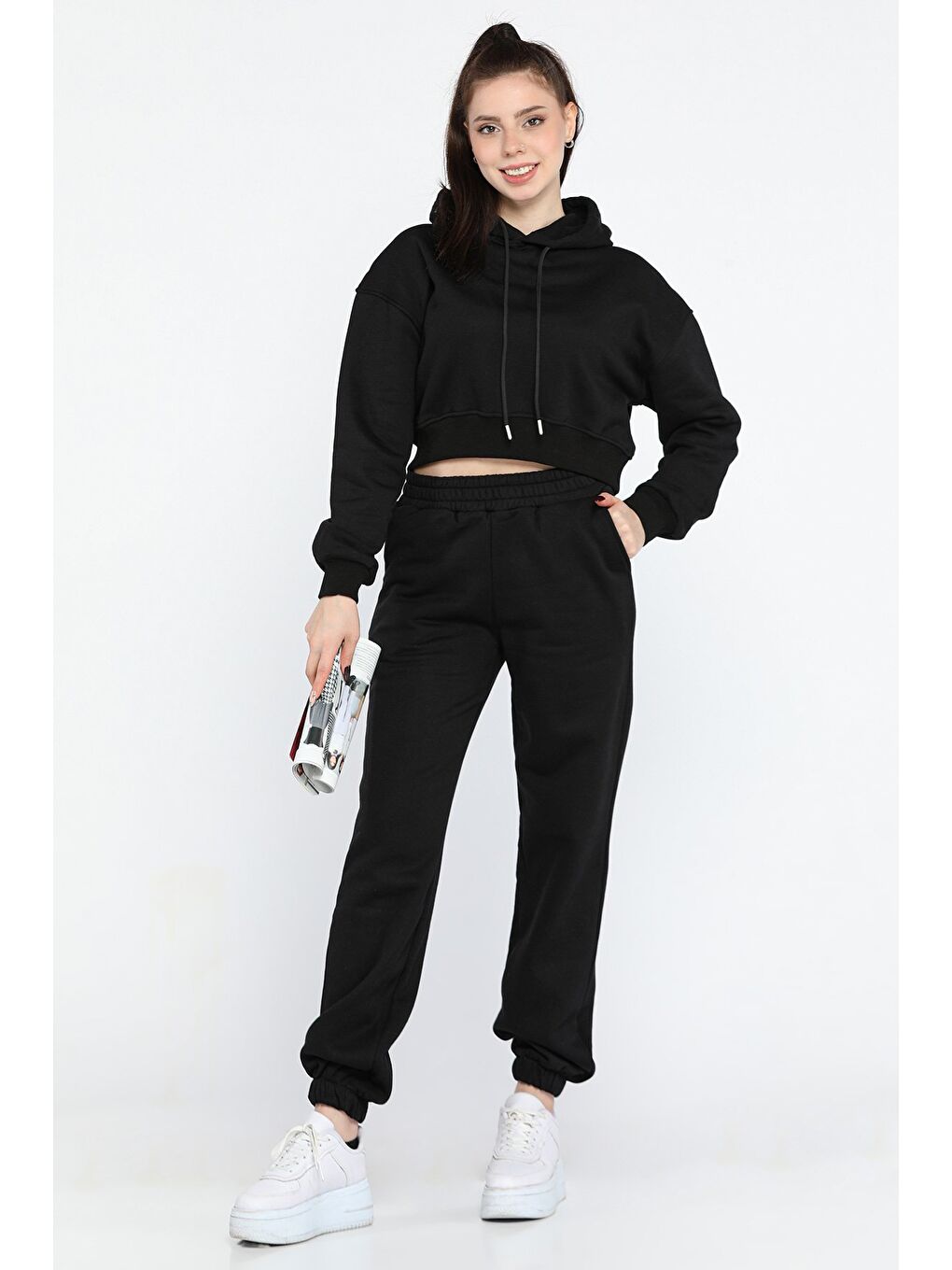 Siyah Kadın Kapüşonlu Üç İplik Şardonlu Eşofman Takımı