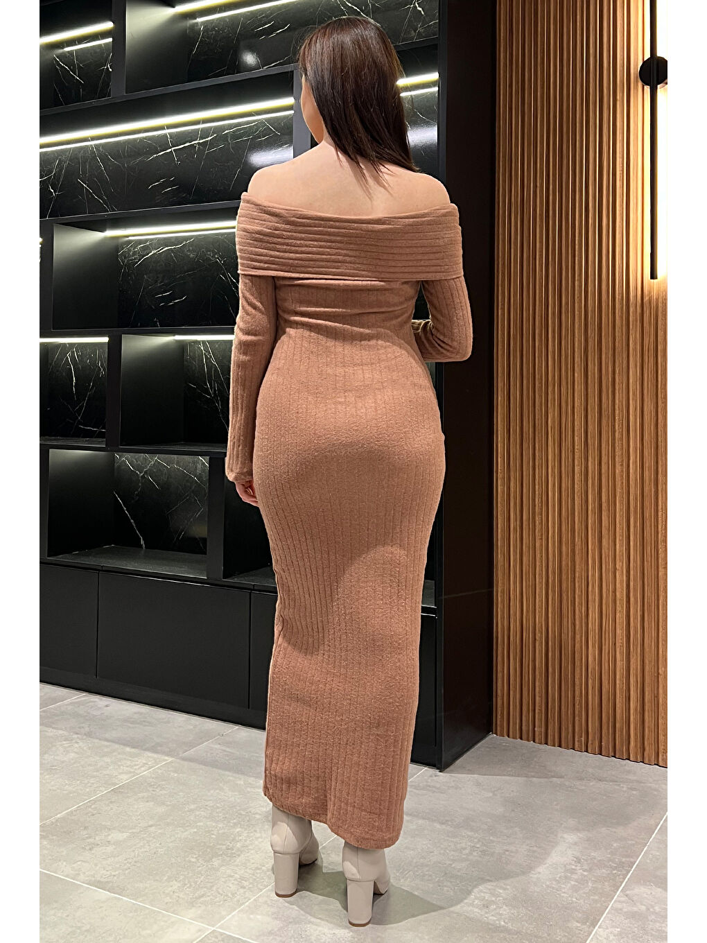 Ekru Madonna Yaka Kadın Uzun Elbise-2