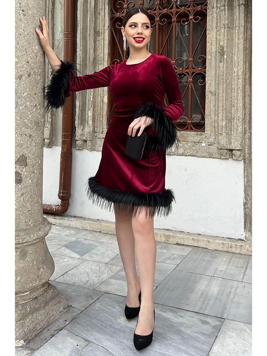 Bordo Kadın Tüy Detaylı Kloş Mini Elbise-1