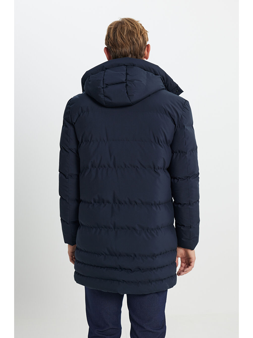 Erkek Lacivert Standart Fit Normal Kesim Çıkma Kapüşon Dik Yaka Yan Cepli Kaban-7