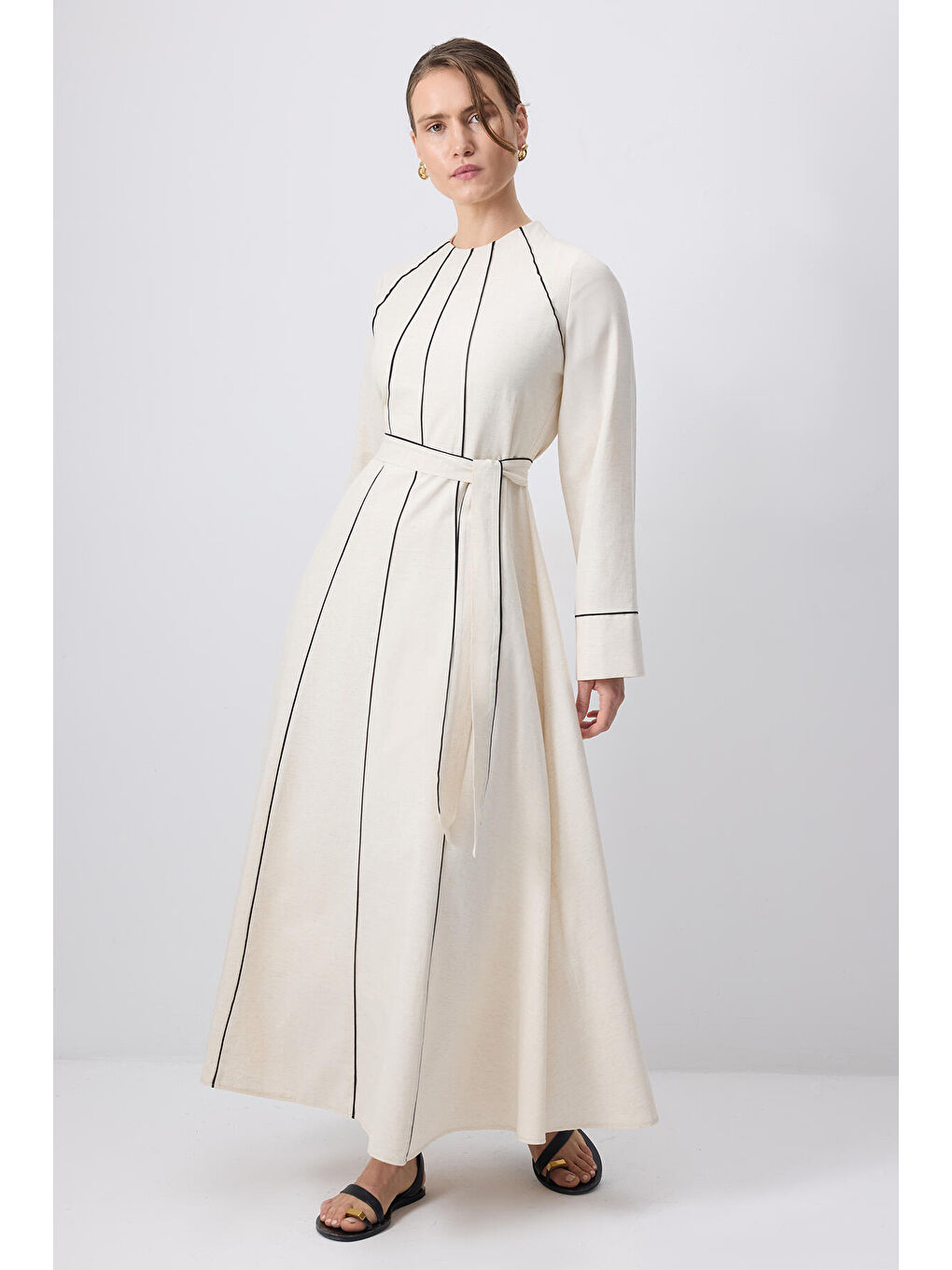 Bej Kontrast Biyeli Elbise-1