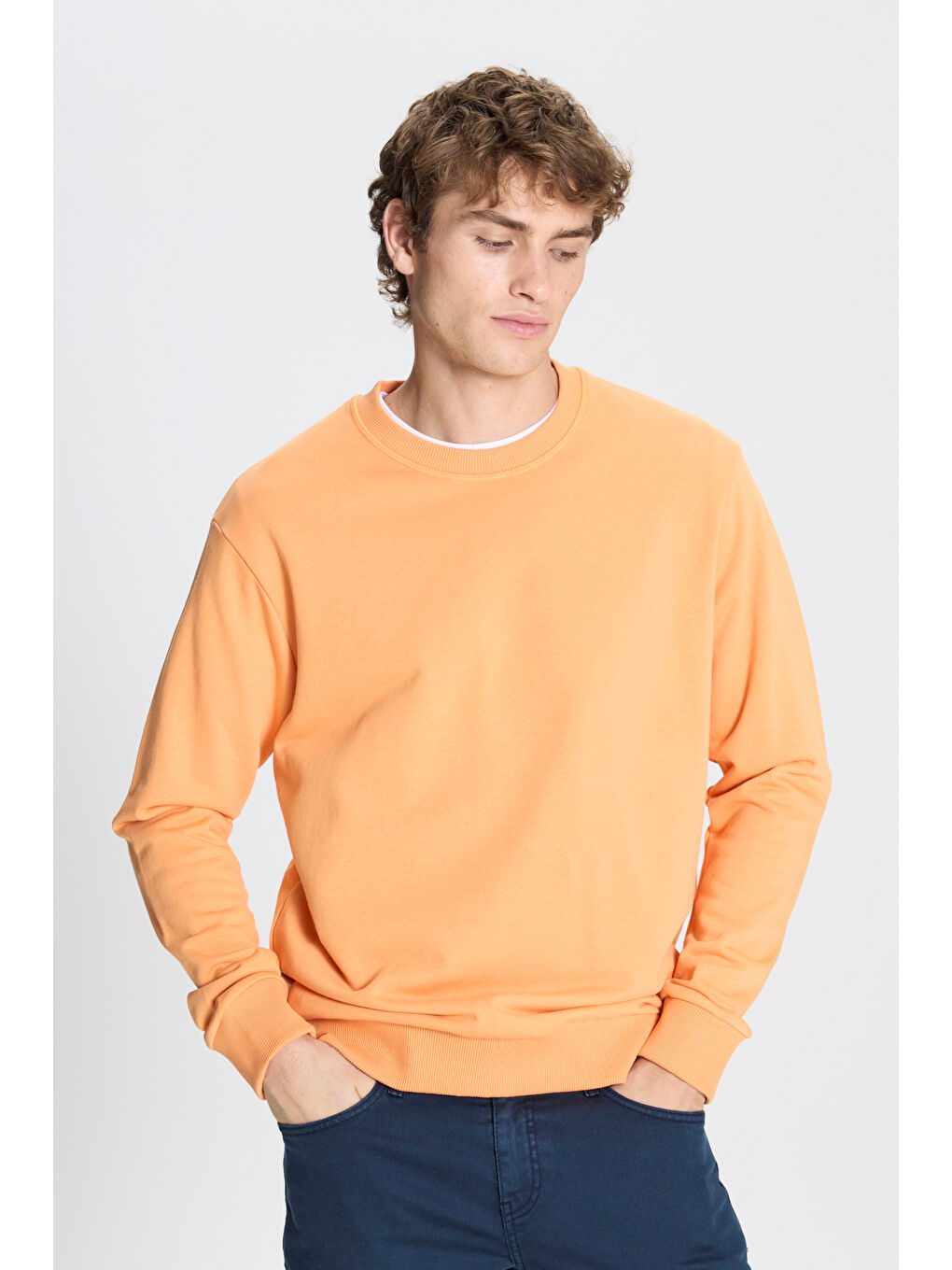 Erkek Açık Turuncu Standart Fit Normal Kesim Bisiklet Yaka Pamuklu Sweatshirt