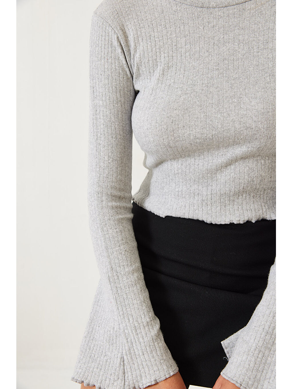 Gri Kadın Yarım Balıkçı Yaka Bluz-4