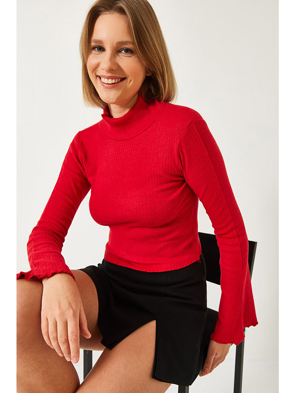 Kırmızı Kadın Yarım Balıkçı Yaka Bluz-2