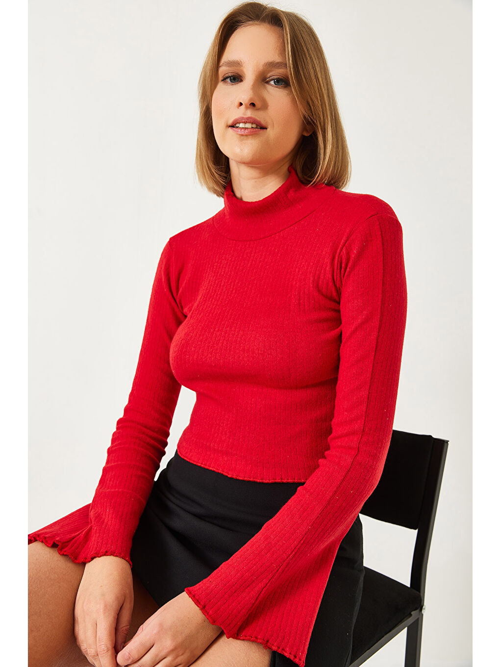 Kırmızı Kadın Yarım Balıkçı Yaka Bluz-3