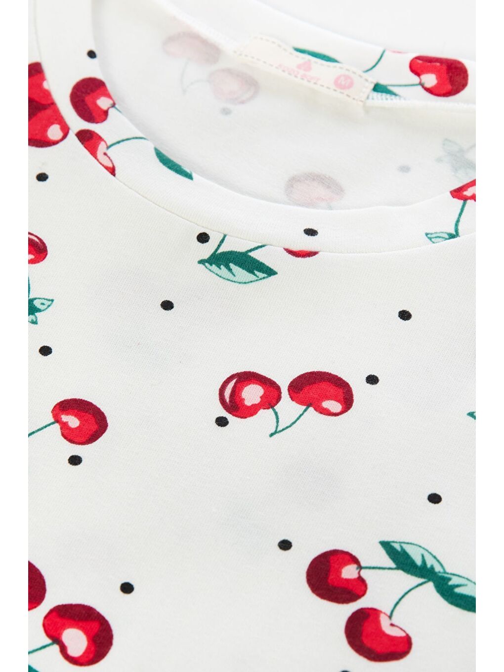 Mercan Kadın Kiraz Desenli Kısa Kollu Şortlu Pijama Takımı-1