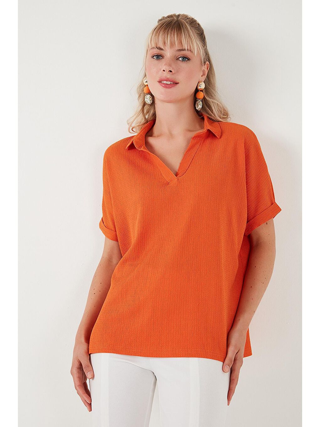 Lela Turuncu Polo Yaka Kısa Kollu Relaxed Fit Bluz 66904862S4 - 2