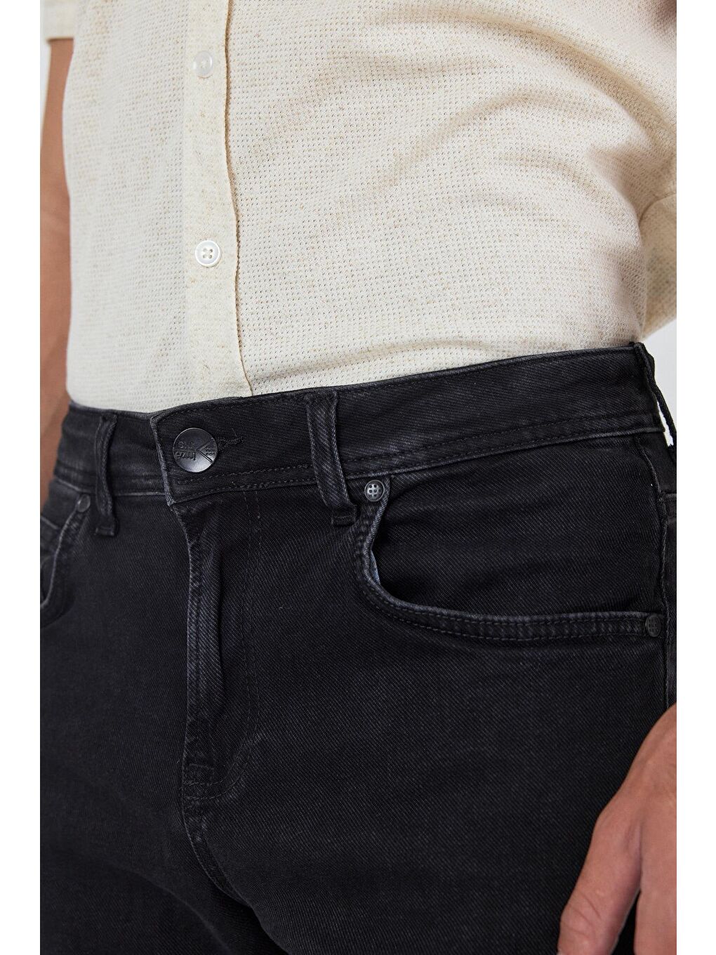 Siyah Gabardin 5 Cep Düz Paça Casual Slim Fit Pamuklu Denim Pantolon 1023250151-3