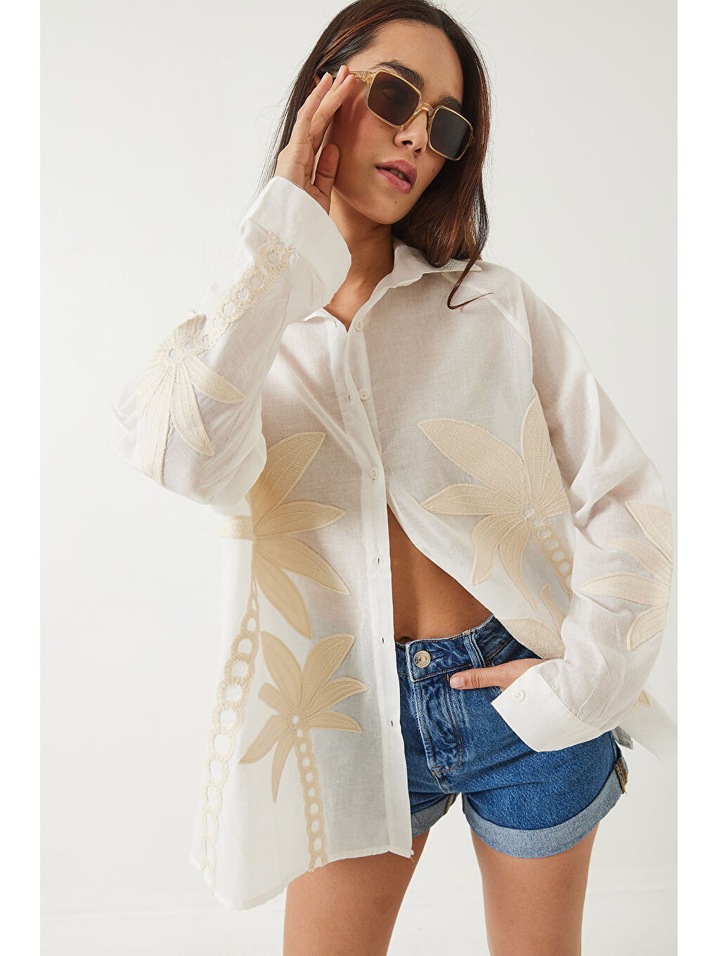 Ekru Kadın Palmiye İşlemeli Uzun Kollu Keten Gömlek-4