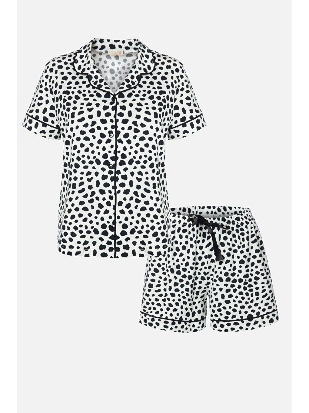 Siyah Kadın Pamuklu Dalmaçya Desenli Gömlek Yakalı Şortlu Pijama Takımı