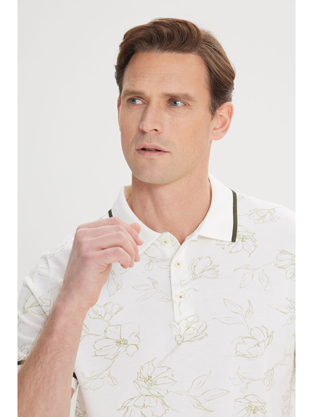 Erkek Beyaz-Haki Slim Fit Dar Kesim %100 Pamuk Çiçek Baskılı Polo Yaka Tişört-1