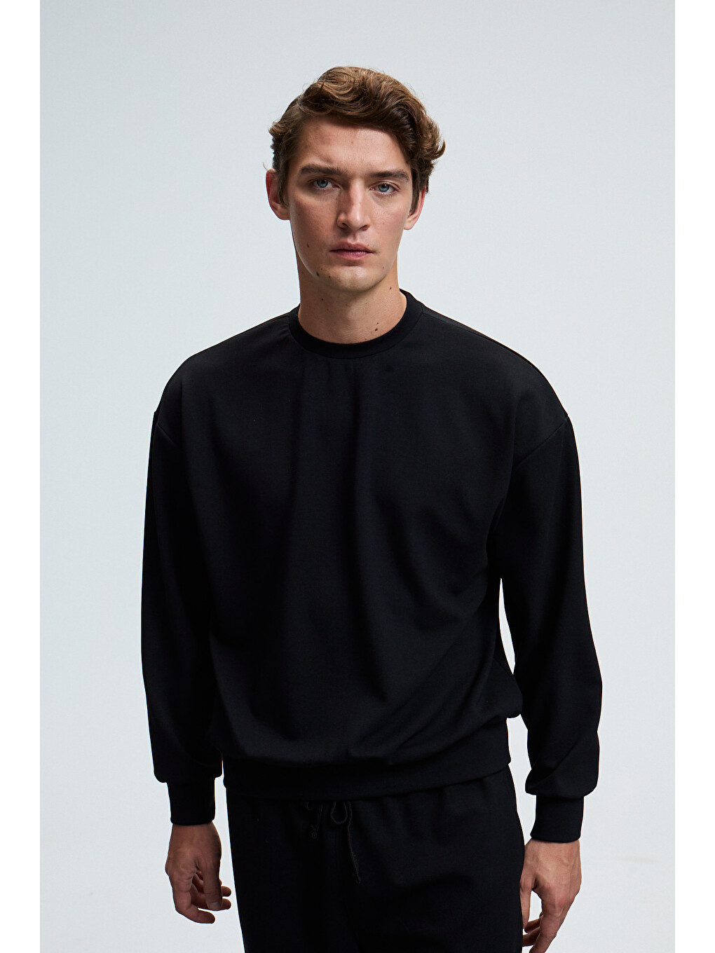 Vıento Erkek Bisiklet Yaka Uzun Kollu Regular Fit Siyah Sweatshirt