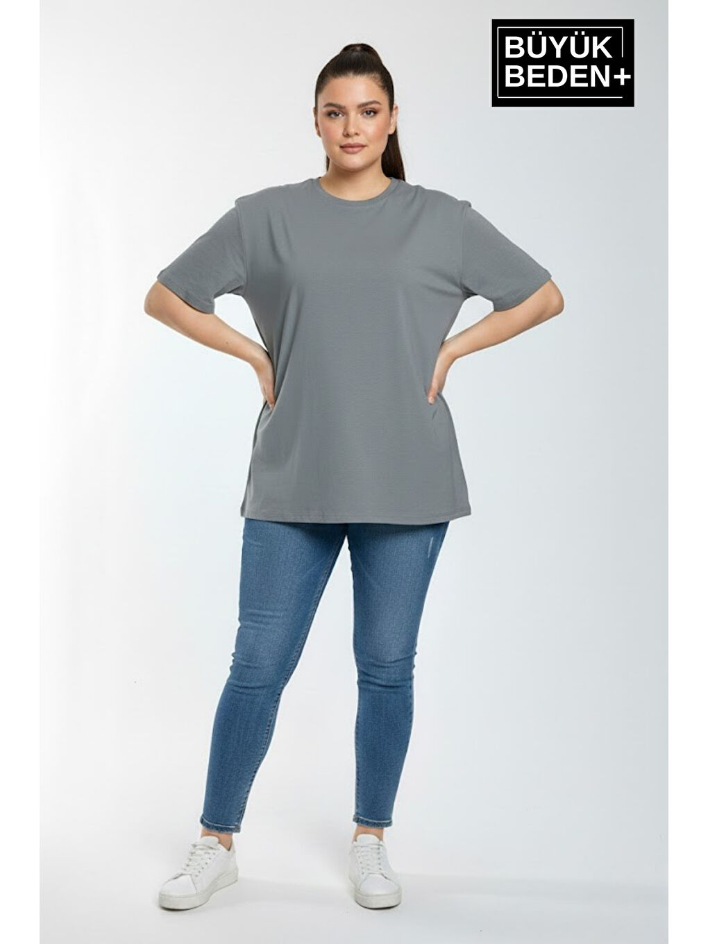 Gri Büyük Beden Kadın Basic Tişört – Pamuklu Düz T-Shirt 3XL-6XL SPR26BTSK10