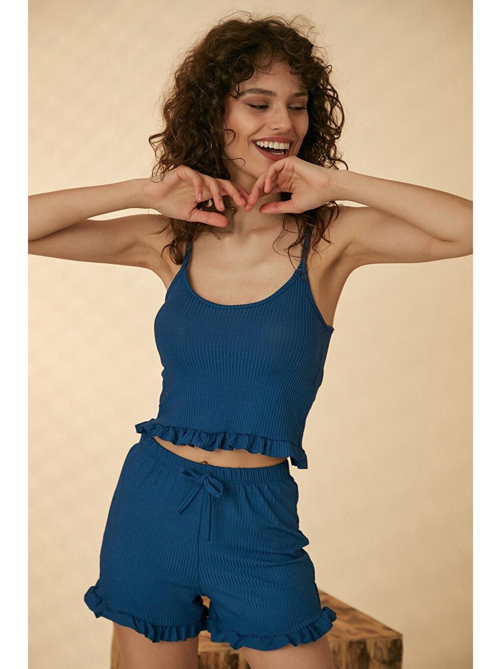 İndigo Askılı Fırfırlı Pijama Takımı