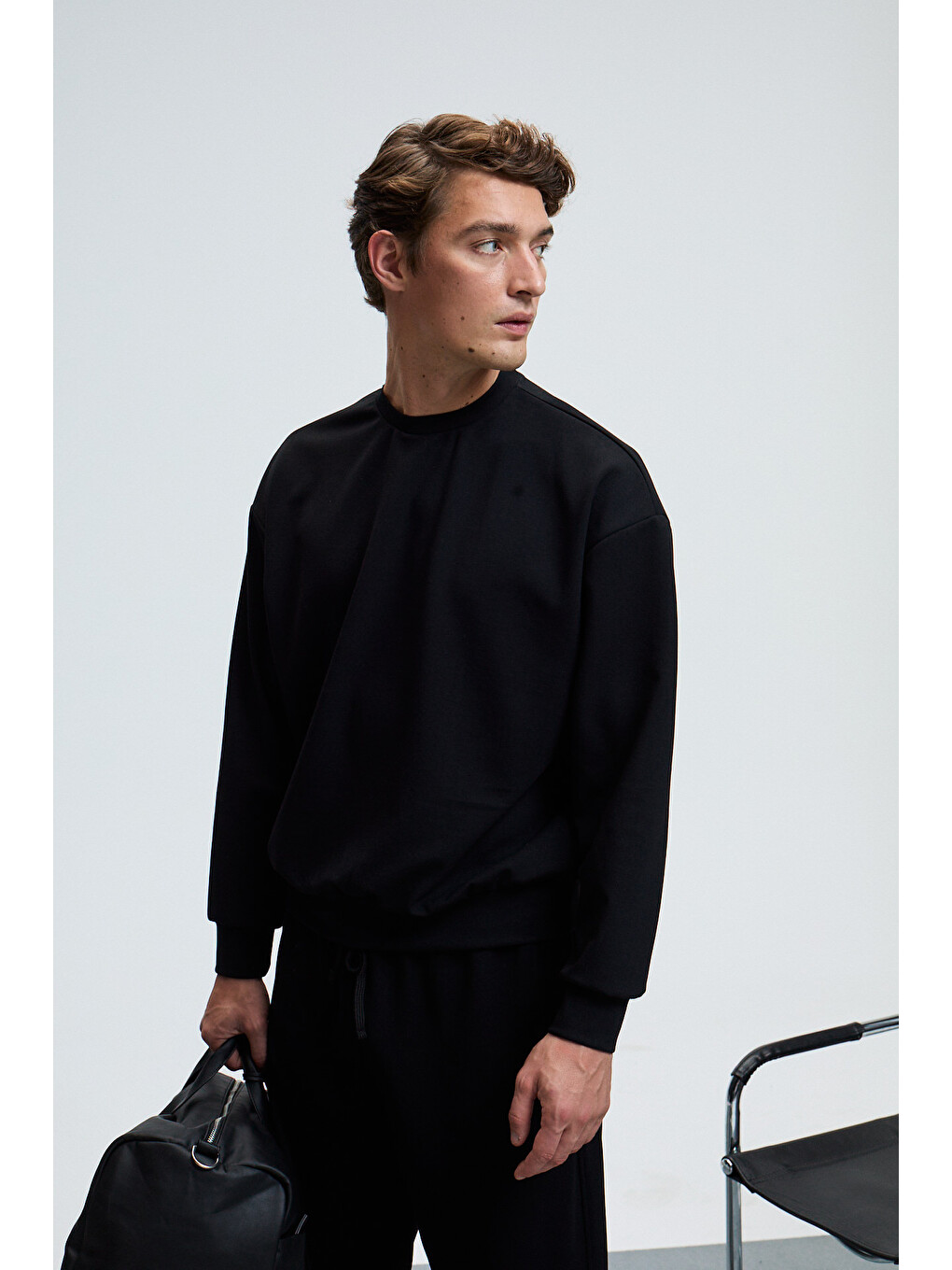 Vıento Erkek Bisiklet Yaka Uzun Kollu Regular Fit Siyah Sweatshirt-2