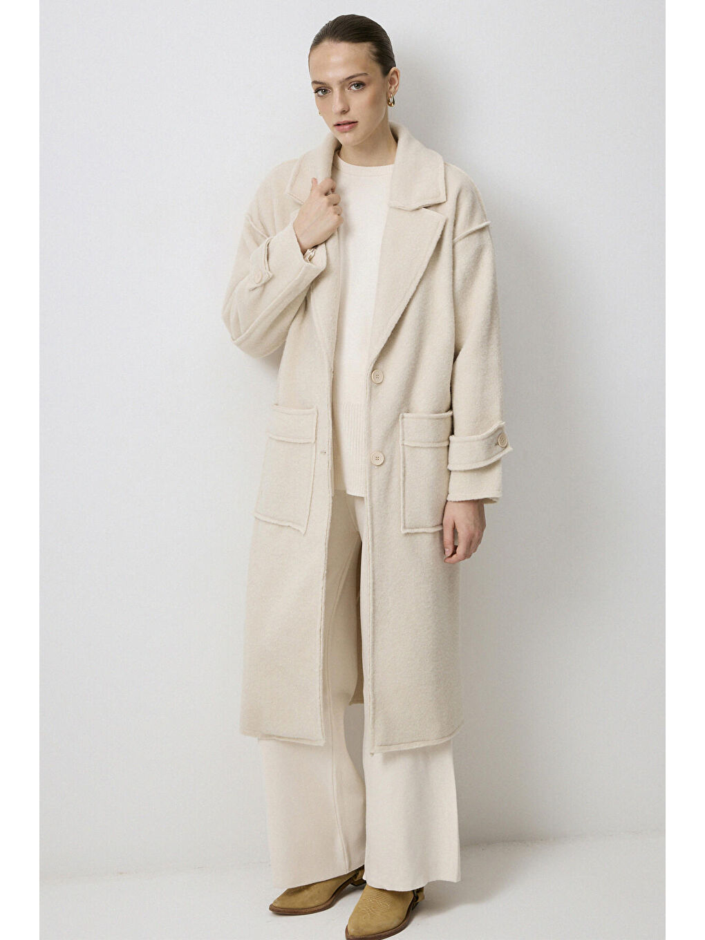 Bej Kol Apoletli Pelüş Kaban-1